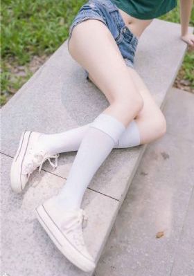 吴亚馨被迷视频8分27秒_1080免费观看超清